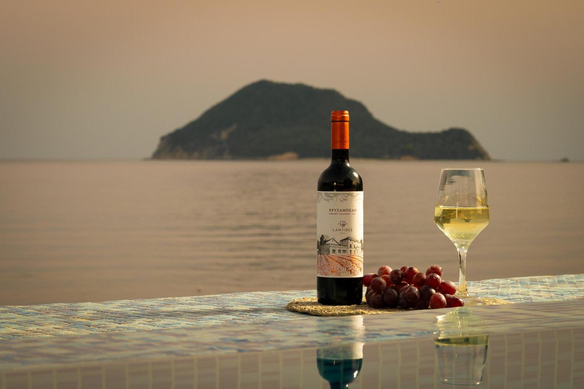 Violet Beach Front Private Villa Laganas Buitenkant foto