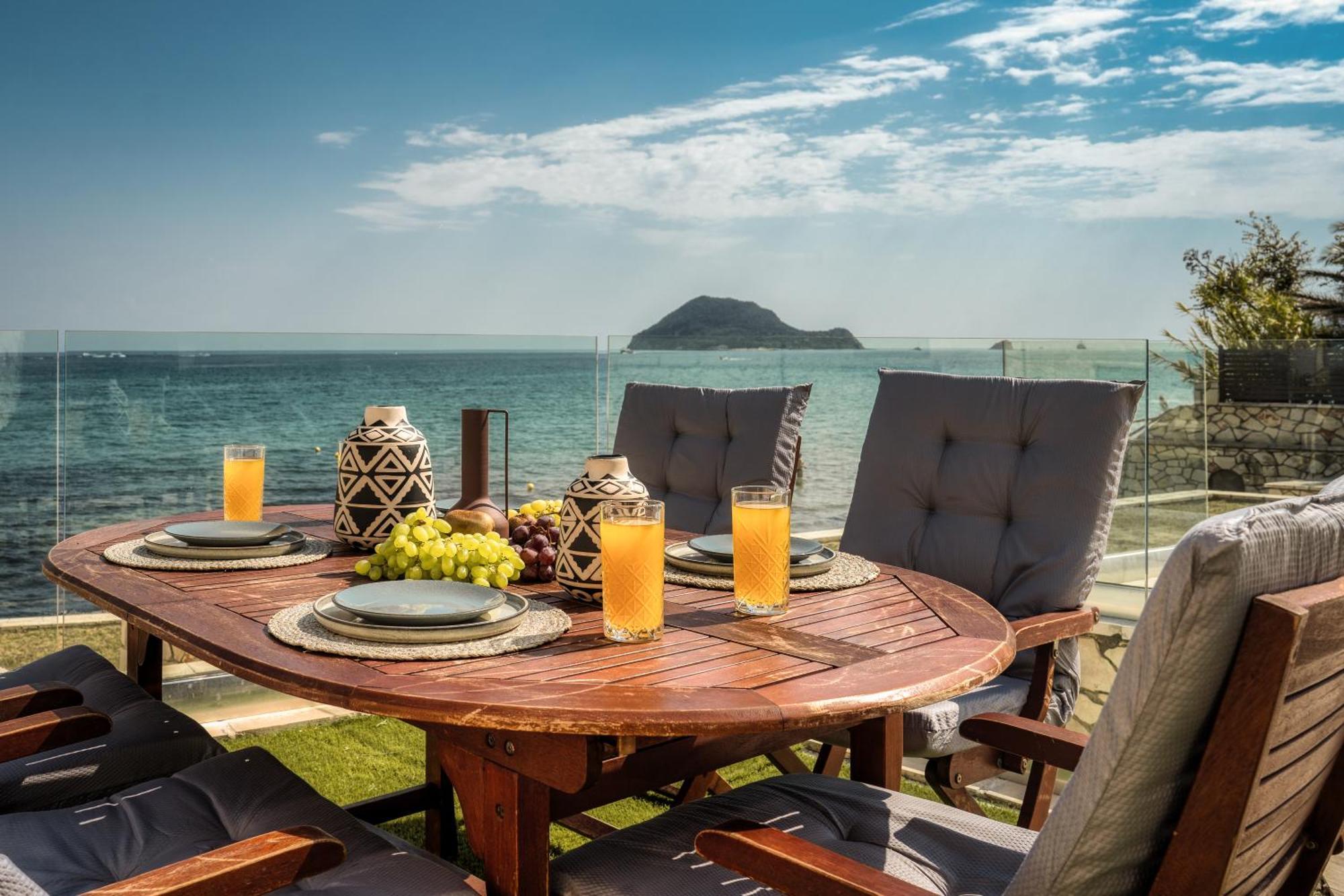 Violet Beach Front Private Villa Laganas Buitenkant foto