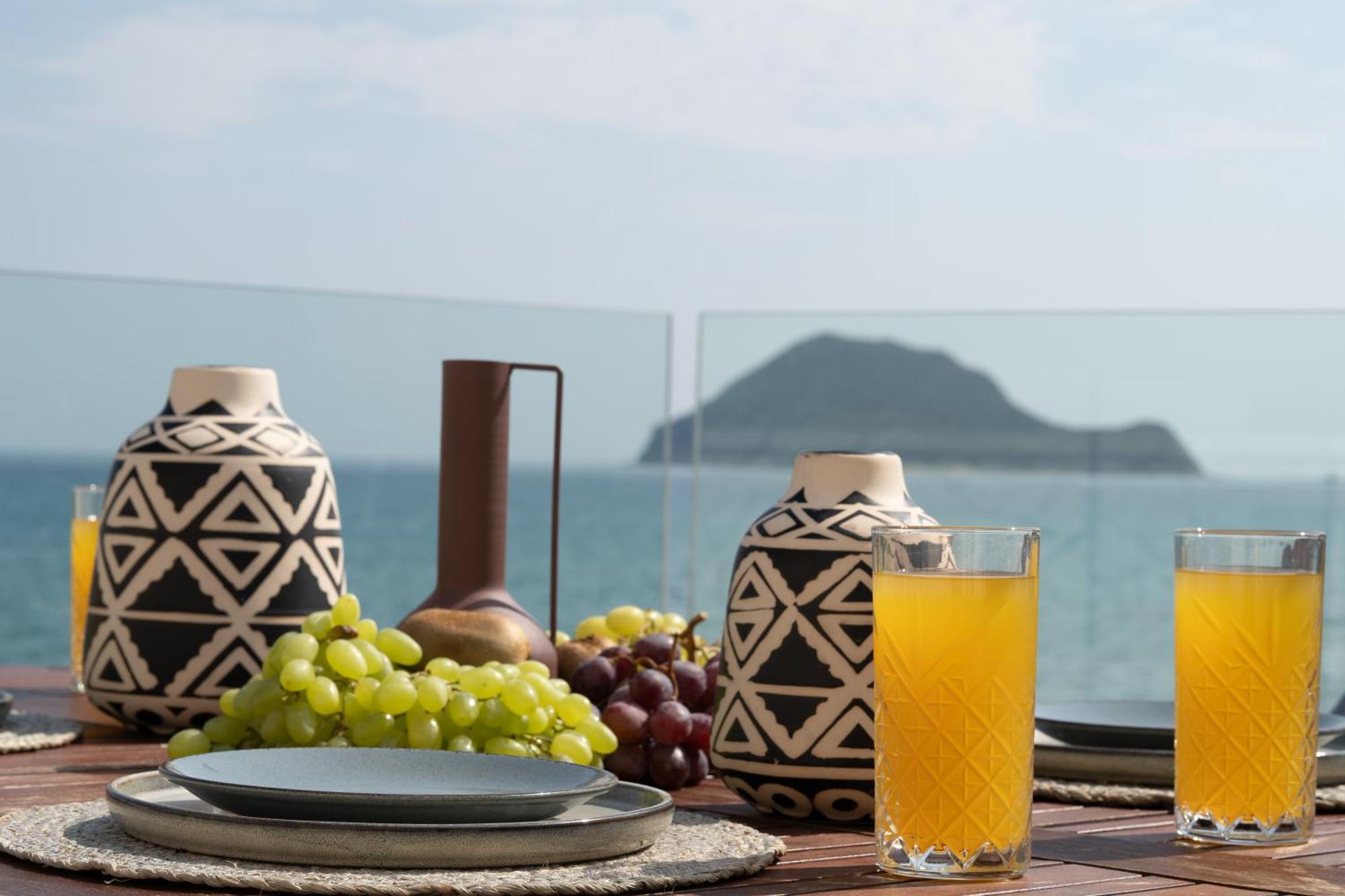 Violet Beach Front Private Villa Laganas Buitenkant foto