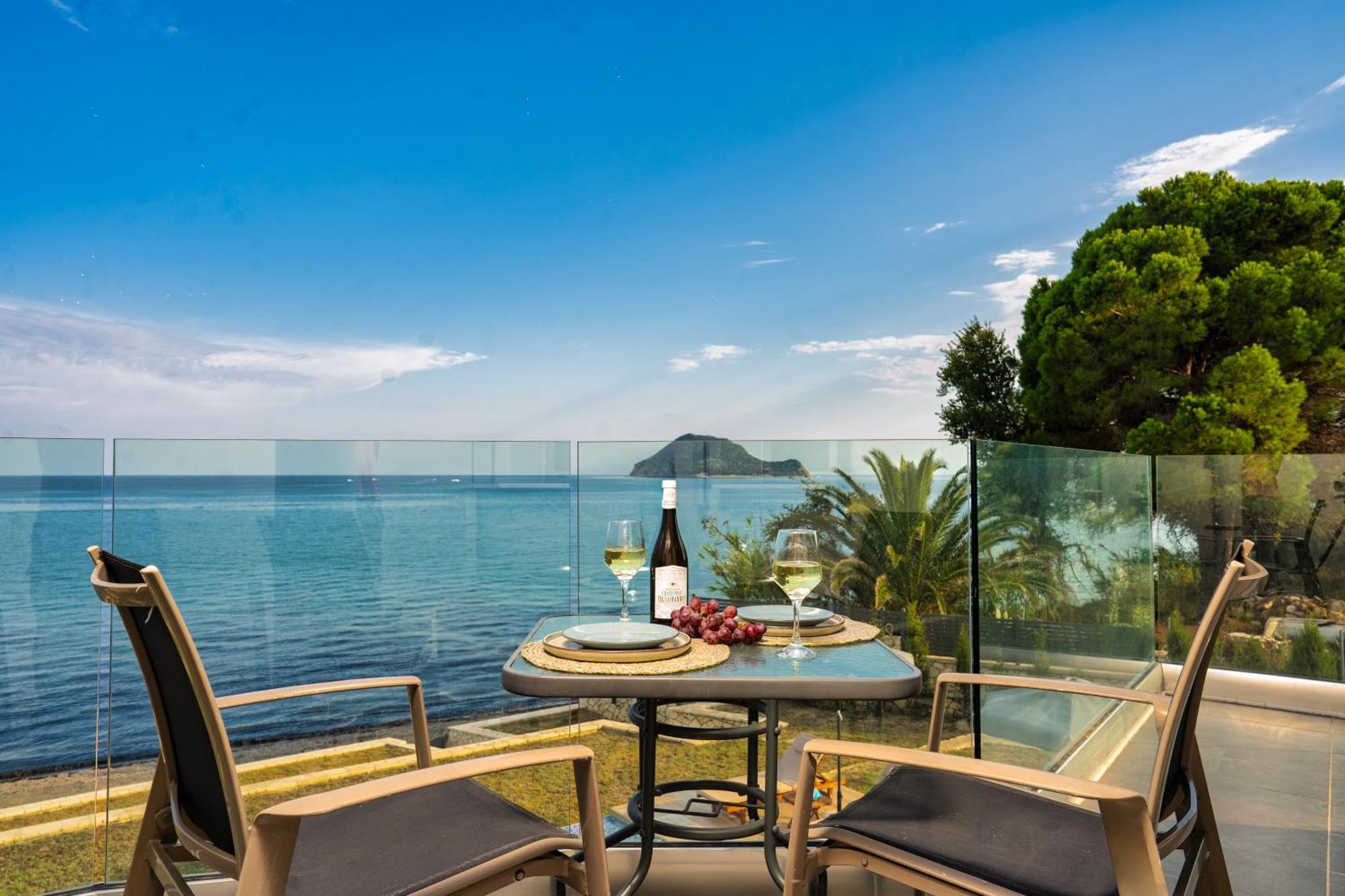 Violet Beach Front Private Villa Laganas Buitenkant foto