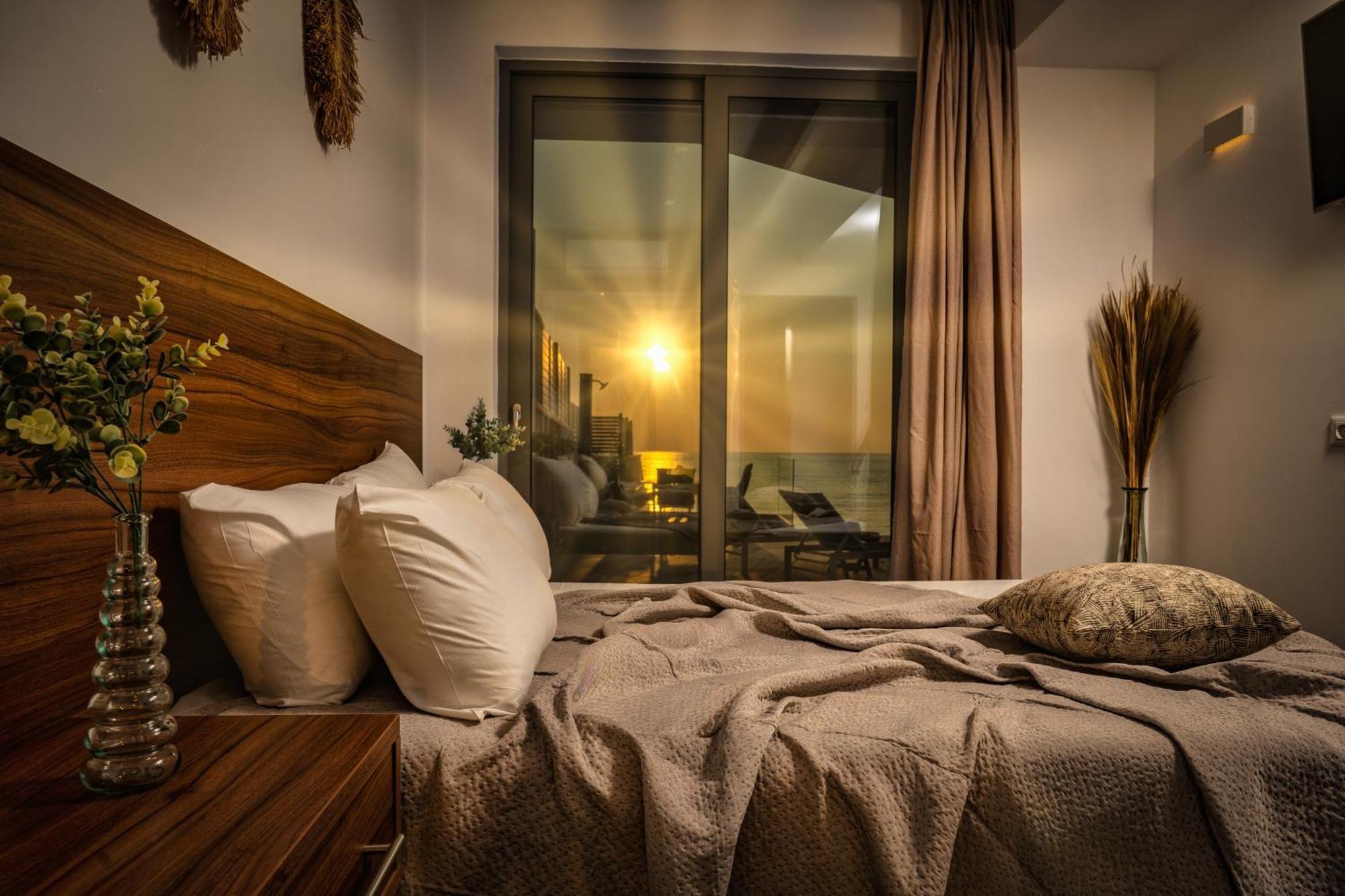 Violet Beach Front Private Villa Laganas Buitenkant foto